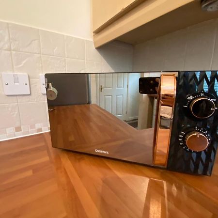 Вілла Wellingborough Cosy Hub Great Harrowden Екстер'єр фото